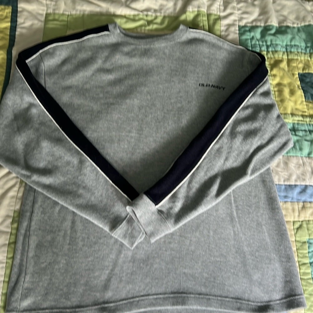 Vintage Old Navy Long Sleeve with outlined shoulder and arm stripes